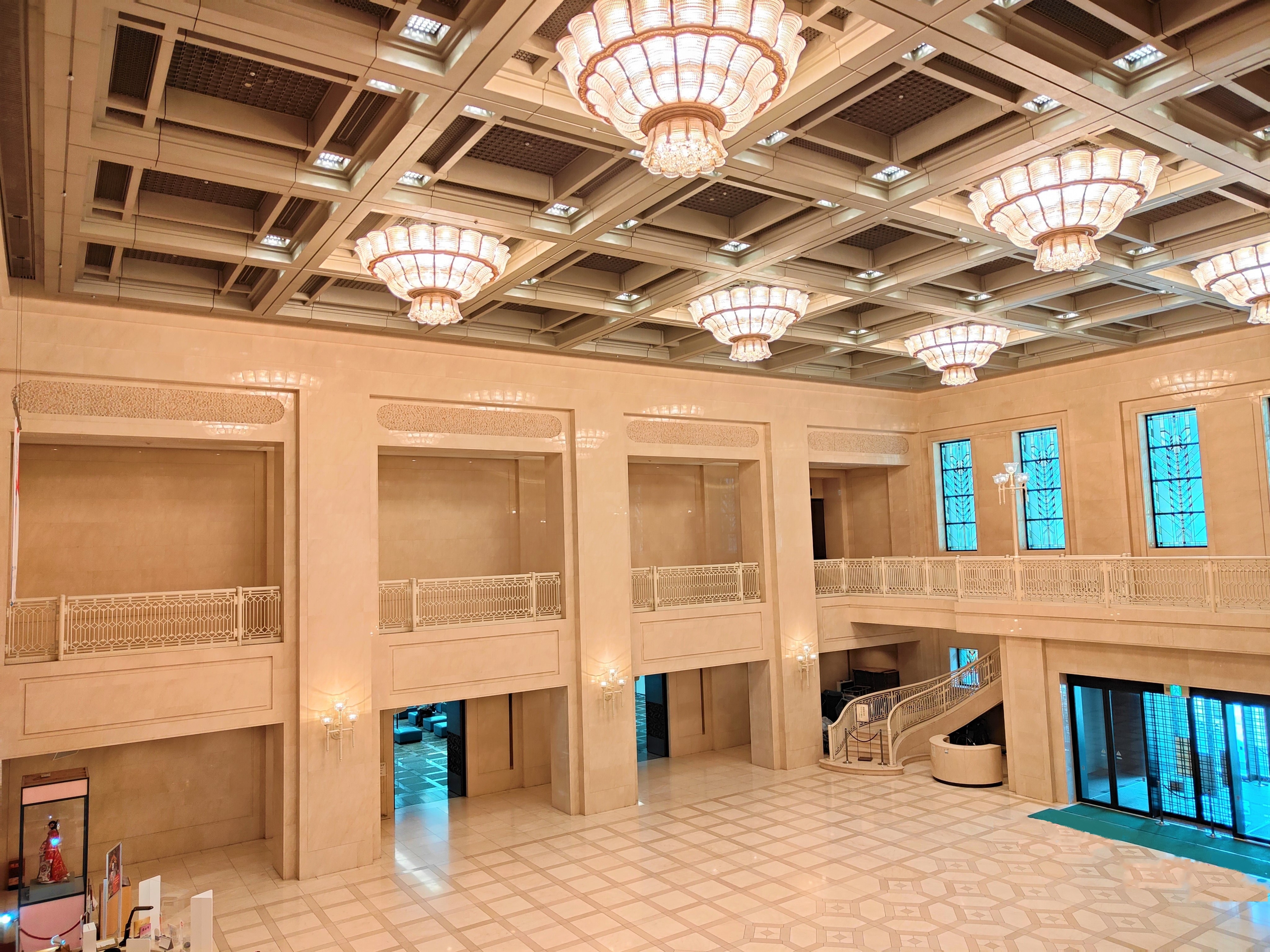 玄関ホールの写真（2F）