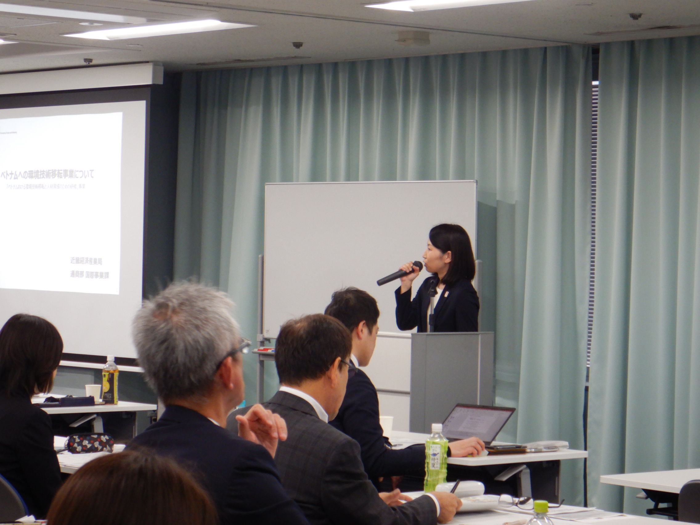 中川様のご講演の様子