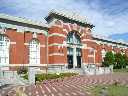 柴島浄水場旧第1配水ポンプ場（現水道記念館）の外観写真