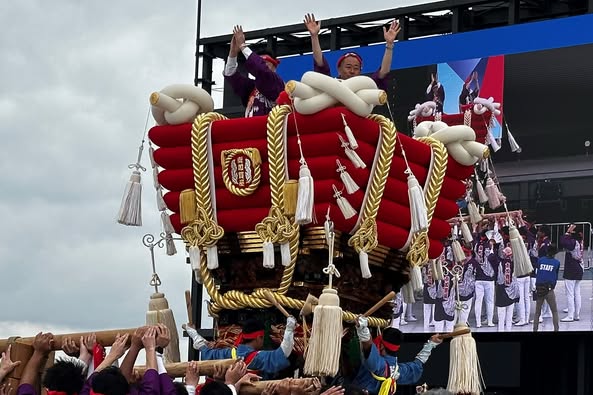 高崎神社の布団太鼓実演1