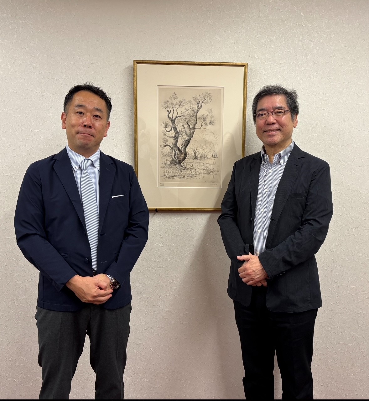 前田学長と藤井区長の写真