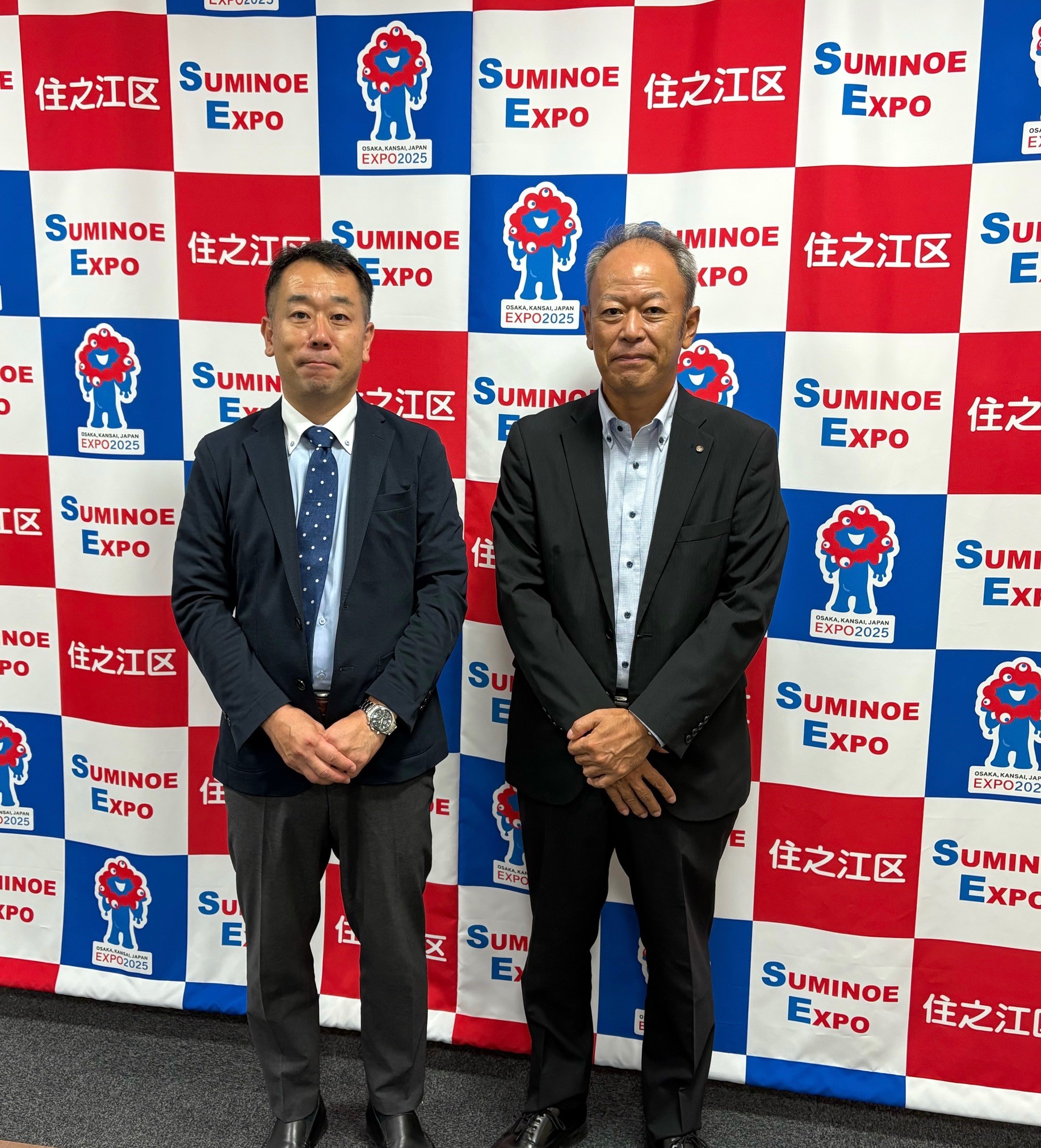 大分県企画振興部スポーツ振興課の方との写真1