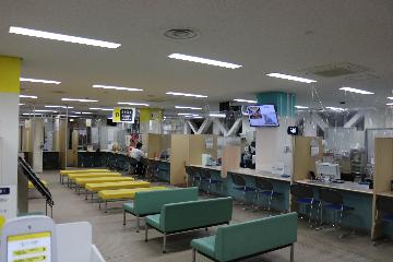 窓口サービス課（保険年金・管理）