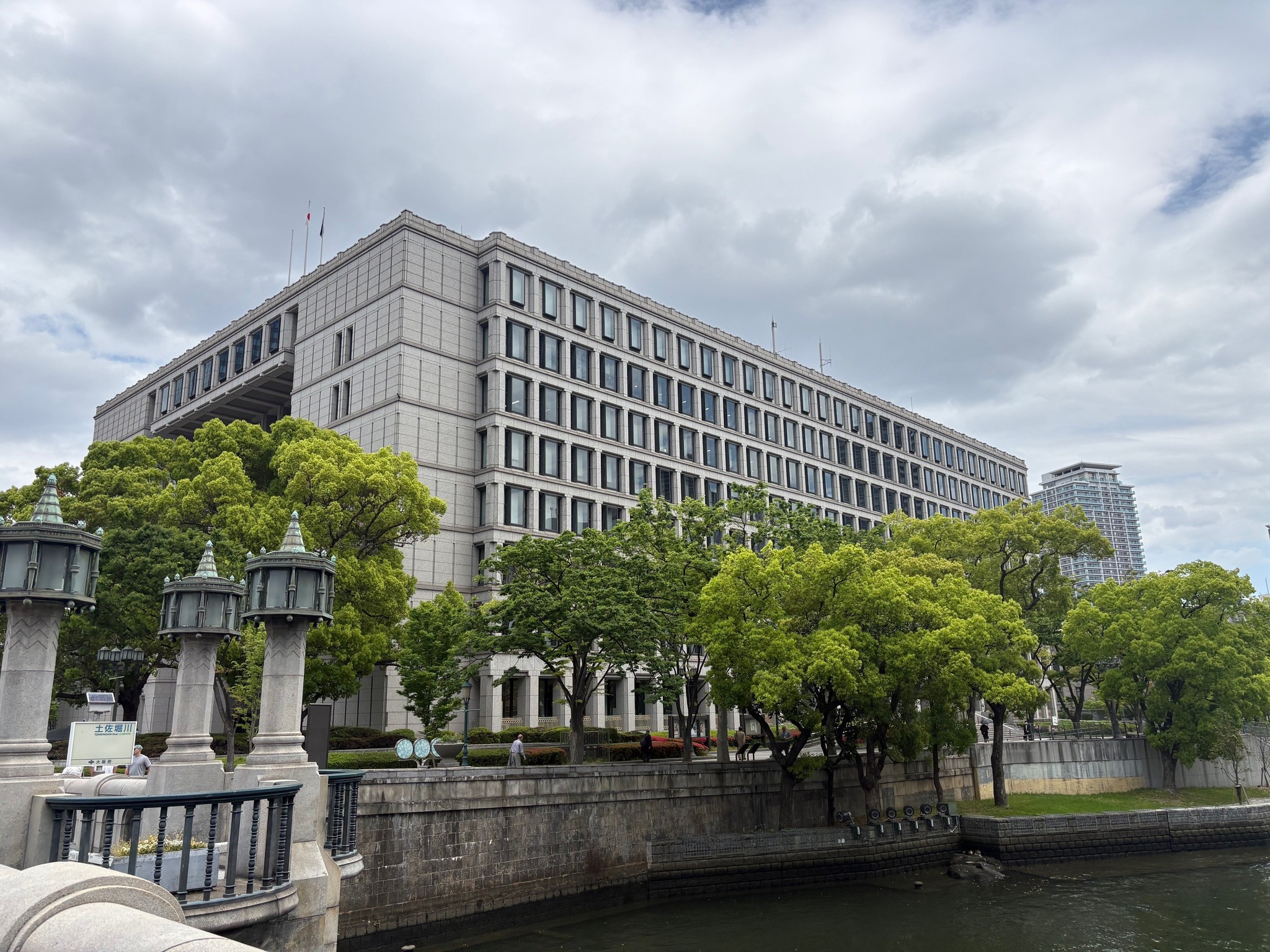 大阪市役所本庁舎
