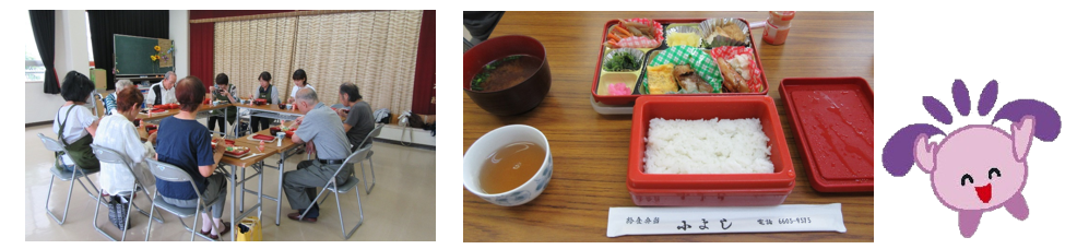 高齢者食事サービス風景写真