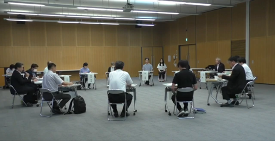会議中の写真