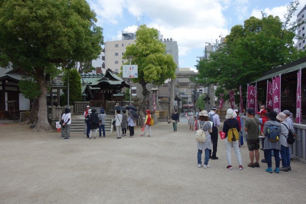 まち歩きの様子1