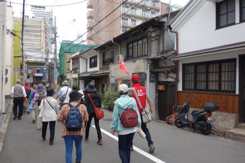 まち歩きの様子2