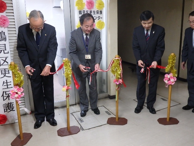 テープカット写真2