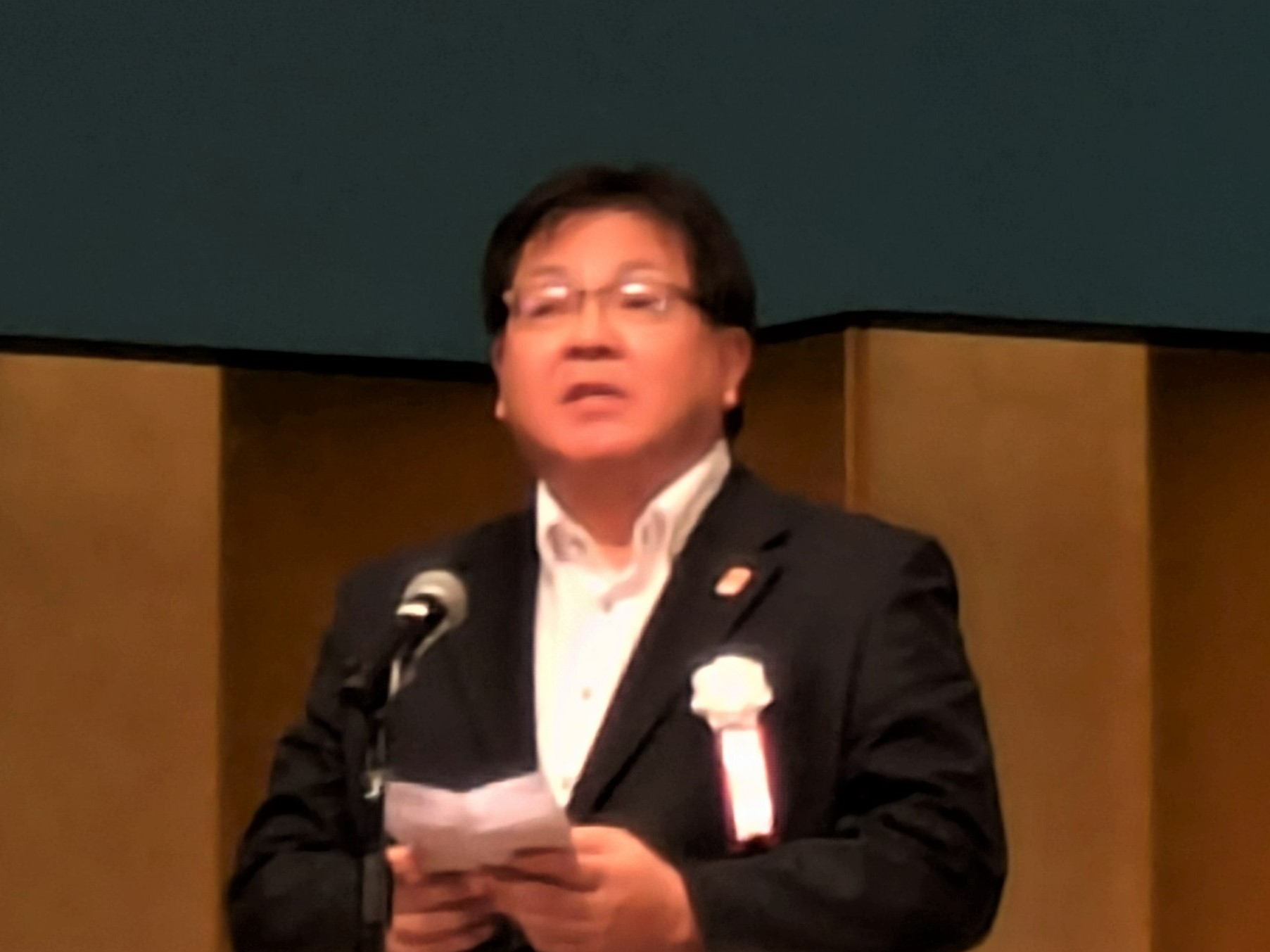 内田区長写真