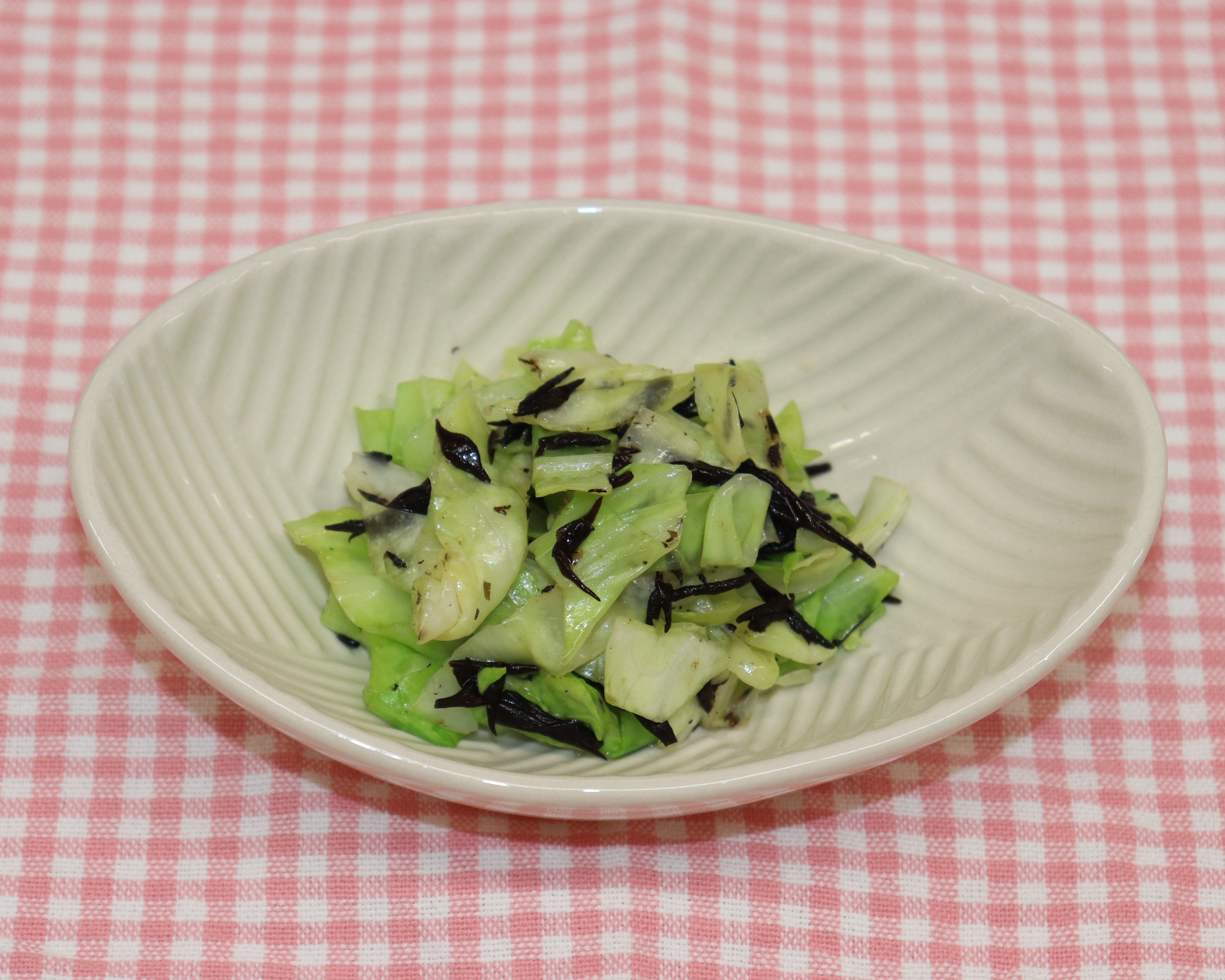 キャベツのひじきドレッシング