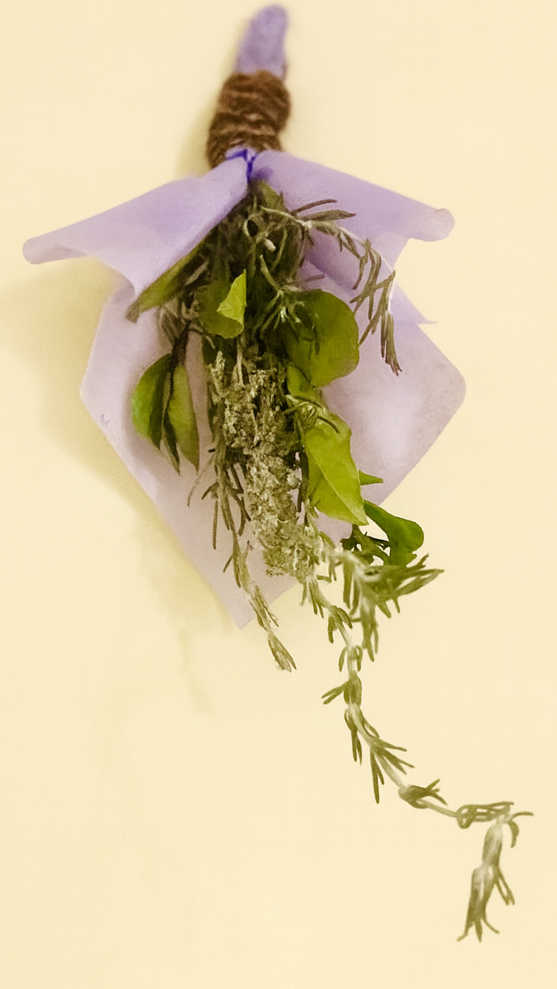 毛糸で小鳥づくりの写真