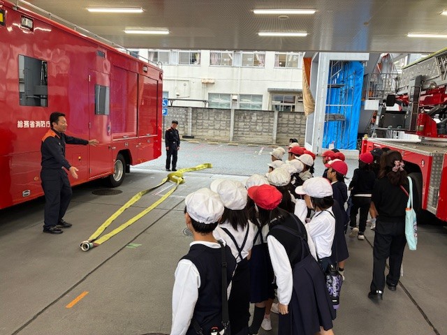 消防車両及び資器材見学