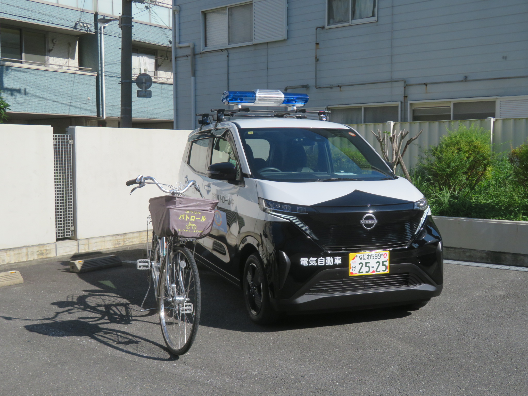 　防犯パトロールカーの写真