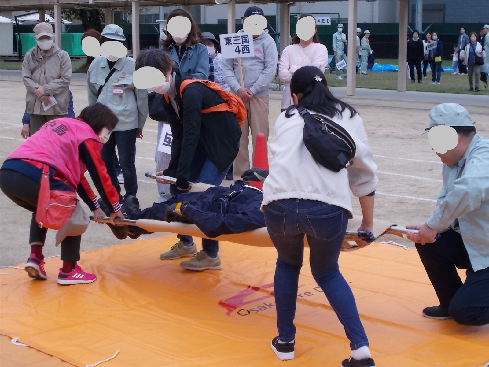 搬送訓練のようす