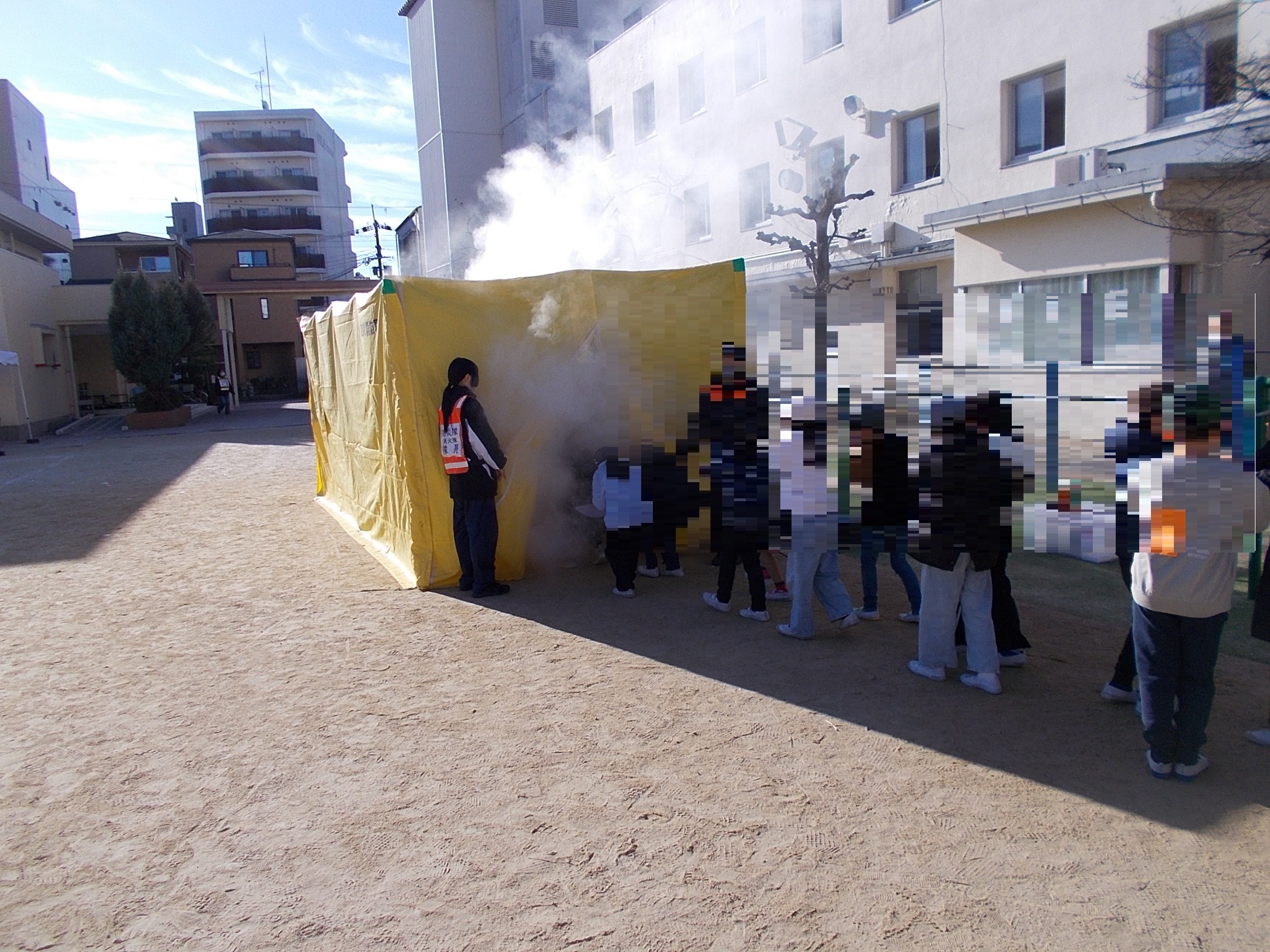 煙テントの様子