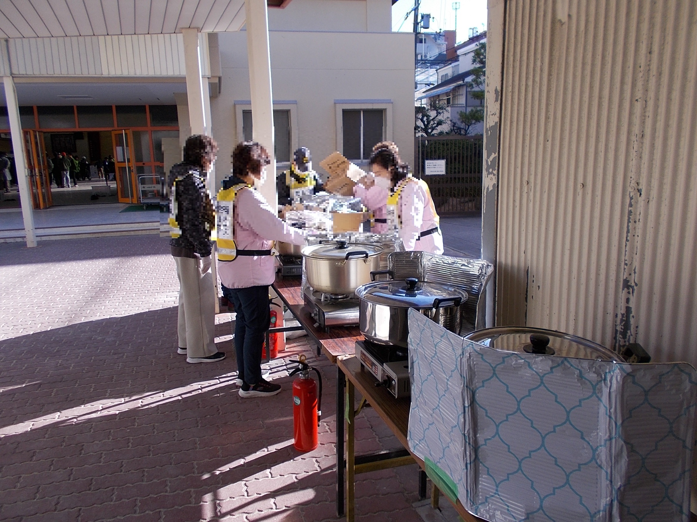 炊出しの様子