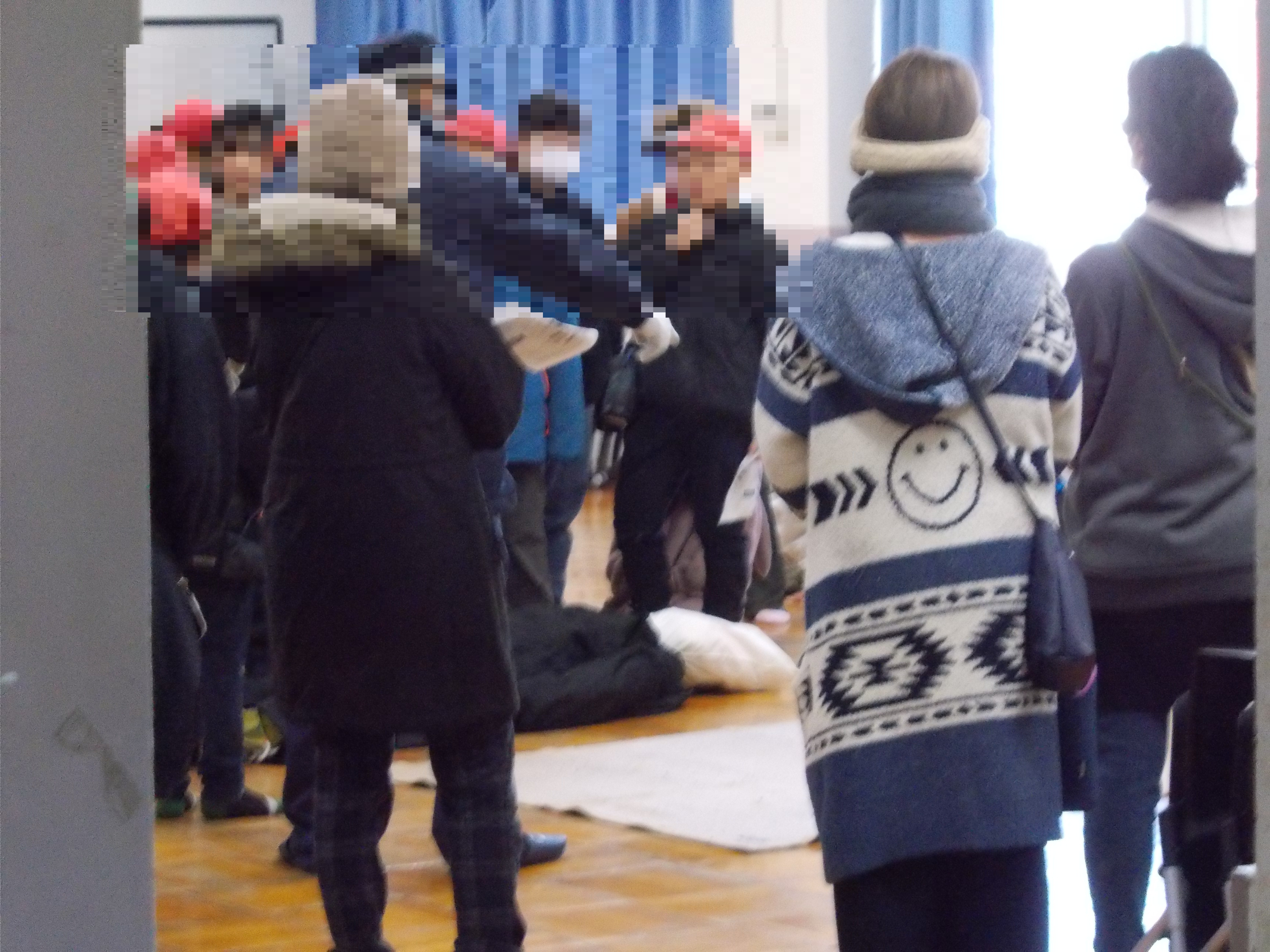 負傷者搬送訓練の様子