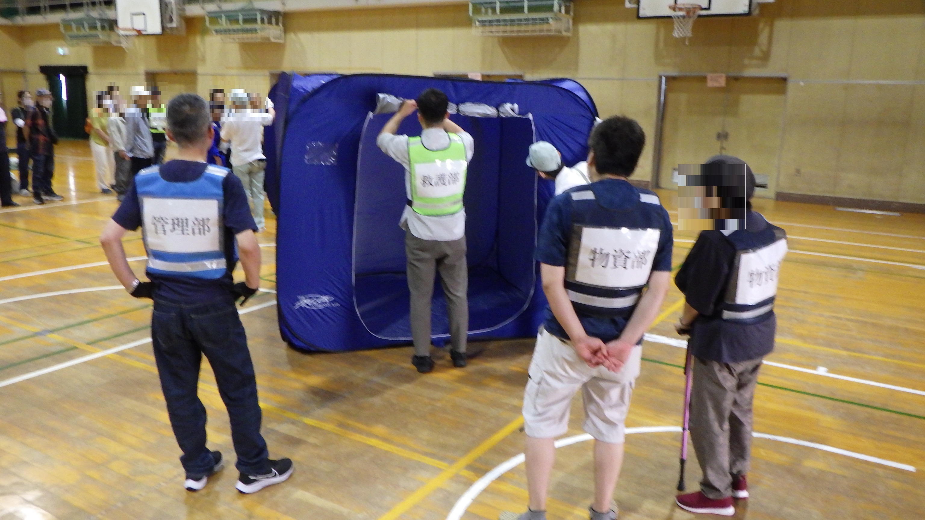 簡易テント組立実演